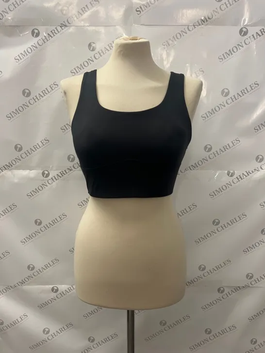 GYMSHARK LONGLINE SPORTS BRA IN BLACK SIZE M