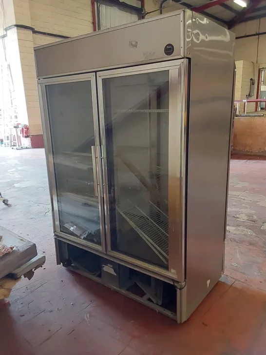 COMMERCIAL TRUE REFRIGERATION DOUBLE DOOR UNIT 