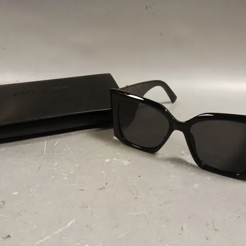 YSL SQUARE LENS LARGE BLACK FRAMED SUNGLASSES 