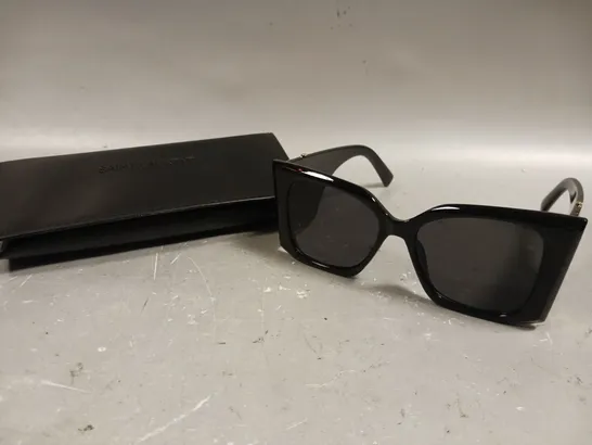 YSL SQUARE LENS LARGE BLACK FRAMED SUNGLASSES 