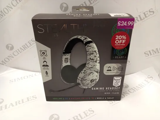 APPROXIMATELY 7 ASSORTED BOXED STEALTH GAMING WIRED HEADSETS IN WHITE AND BLACK CAMO