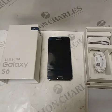BOXED SAMSUNG GALAXY S6 BLACK SAPPHIRE AND ACCESSORIES 
