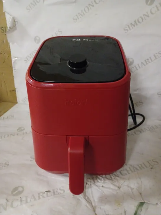 INSTANT MINI 4-IN-1 AIR FRYER