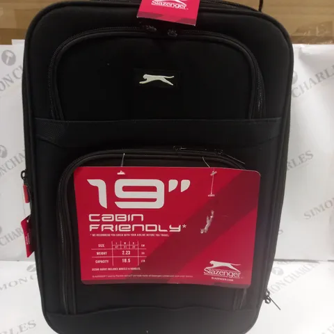 SLAZENGER 19" CABIN FRIENDLY LUGGAGE CASE