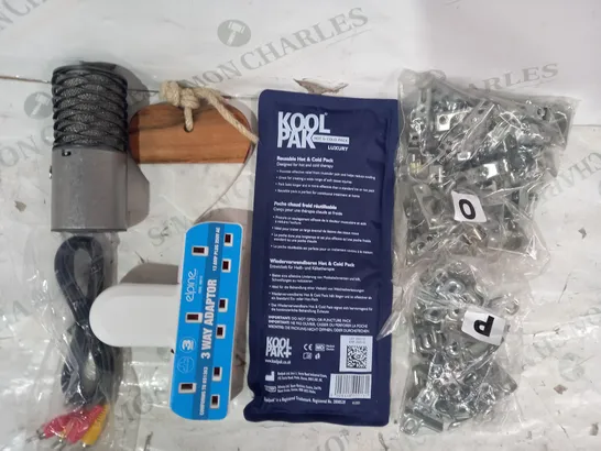 LOT OF APPROXIMATELY 15 ASSORTED HOUSEHOLD ITEMS TO INCLUDE KOOL PAL HOT & COLD PACK, ELPINE 3 WAY ADAPTER, HANGABLE HEART DECORATION, ETC