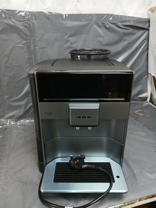 SIEMENS EQ6 BEAN TO CUP COFFEE MAKER  RRP £999