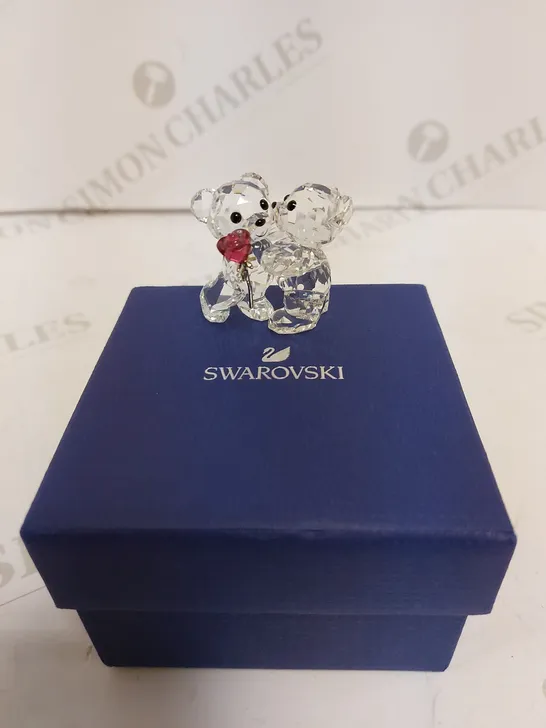 SWAROVSKI KRIS BEAR – A ROSE FOR YOU