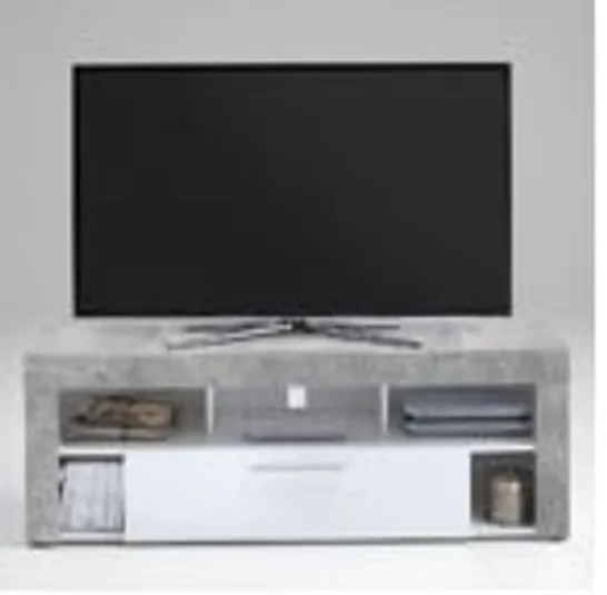 BOXED BRAND NEW LOW ENTERTAINMENT/TV UNIT SAND OAK (2 BOXES)