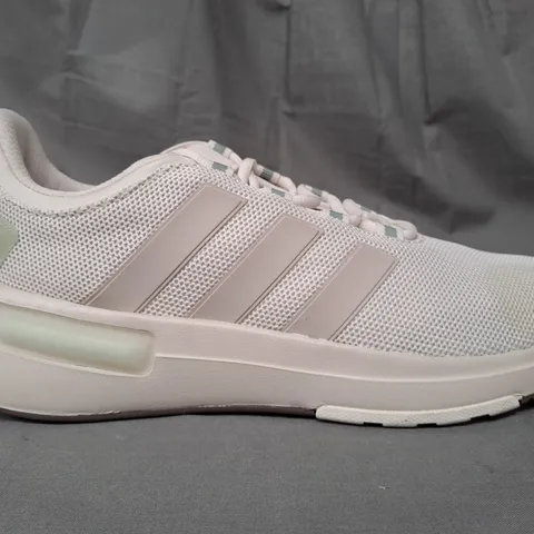 PAIR OF ADIDAS RACER TR23 SHOES IN OFF-WHITE/LIGHT BROWN UK SIZE 10