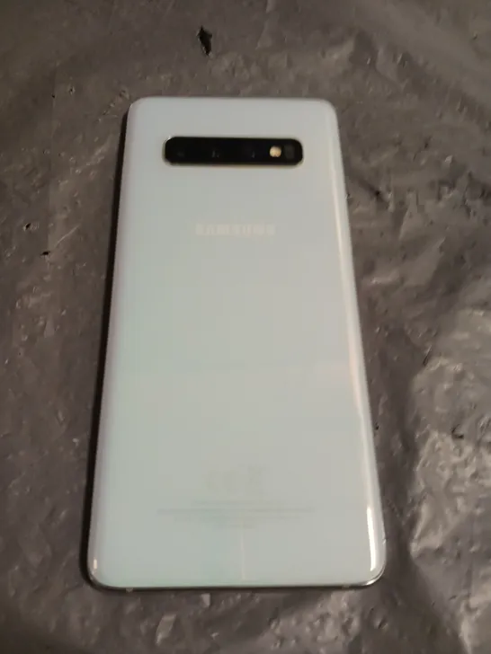 SAMSUNG GALAXY S10 SMARTPHONE