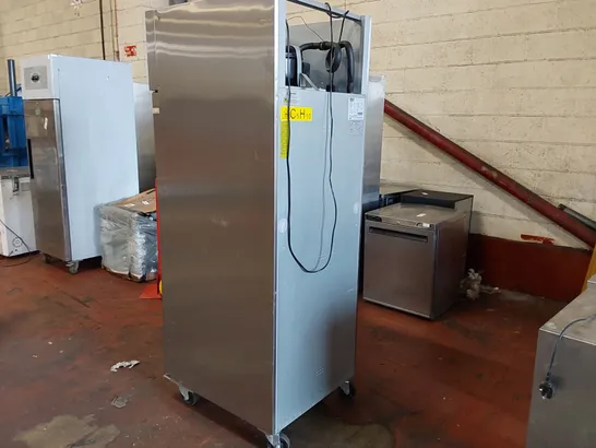 POLAR G592-02 G-SERIES COMMERCIAL UPRIGHT FRIDGE 600LTR