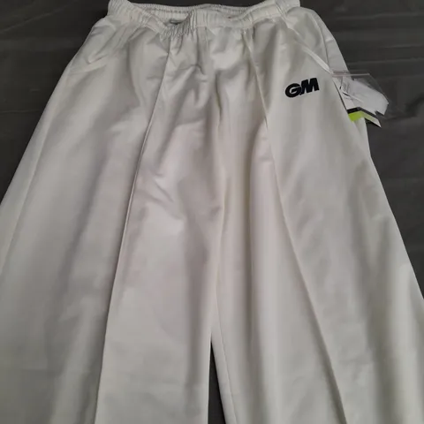 GM WHITE MAESTRO MENS CRICKET PANTS - SIZE 12