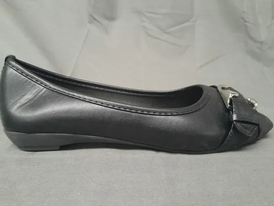 BOXED PAIR OF SOFIA PEEP TOE SLIP-ON SHOES IN BLACK EU SIZE 37