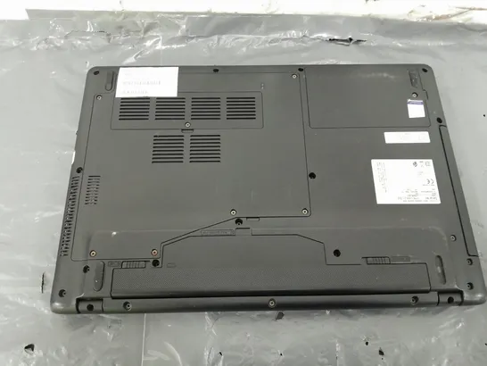 FUJITSU A357 LIFEBOOK LAPTOP 