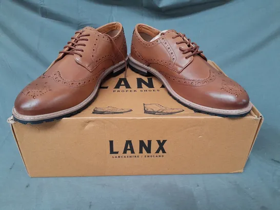 BOXED PAIR OF LANX WHITEWELL SHOES IN TAN UK SIZE 8