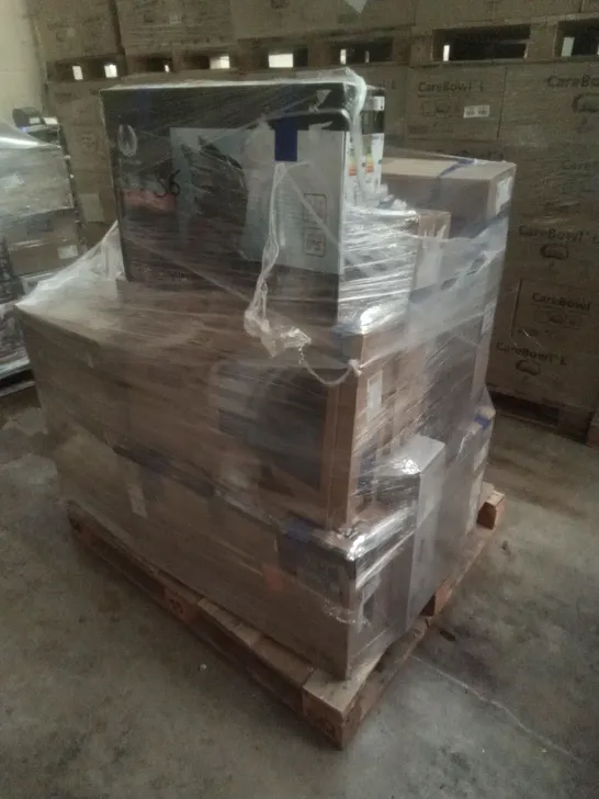 PALLET OF APPROXIMATELY 15 ASSORTED MONITORS INCLUDING: