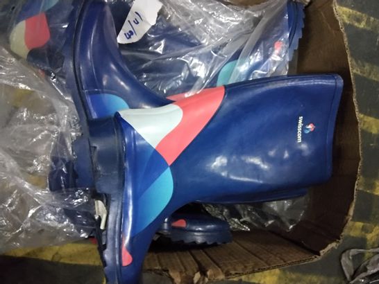 BOX OF APPROXIMATELY 8 PAIRS OF ASSORTED SWISSCOM WELLIES