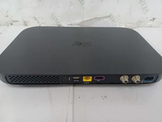 SKY Q BOX ES340D8