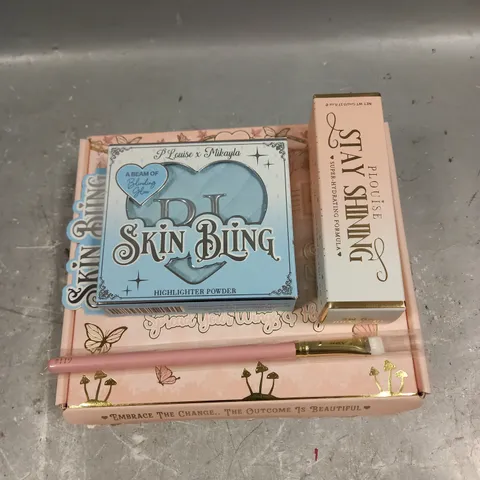 BOX OD 3 ASSORTED PLOUISE PRODUCTS TO INCLUDE - JUICE YOU AND ME LIP OIL - #119 BRUSH - SKIN BLING FROSTY FANTASY HIGHLIGHTER POWDER