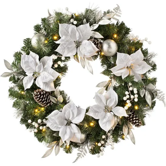 LUXARY PRE LIT 76CM LIGHTED PINE AND BERRY ARTIFICIAL WREATH