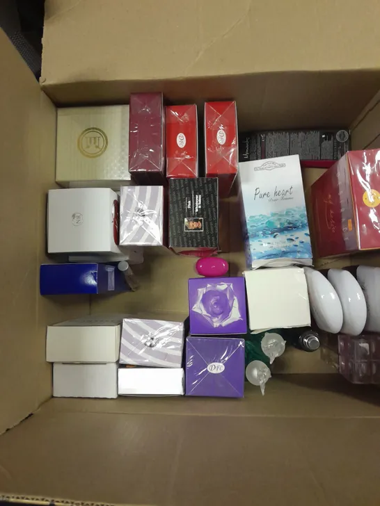 APPROXIMATELY 30 ASSORTED BOXED & LOOSE FRAGRANCES TO INCLUDE PANACHE, DESIRADE, AURA ETC - COLLECTION ONLY 