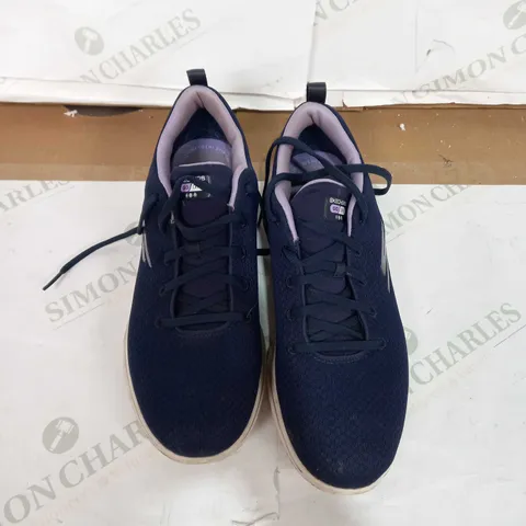 NAVY ULTRA GO SKETCHERS TRAINER SIZE UK 6