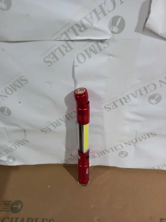 SFIXX SET OF LED TORCHES RED