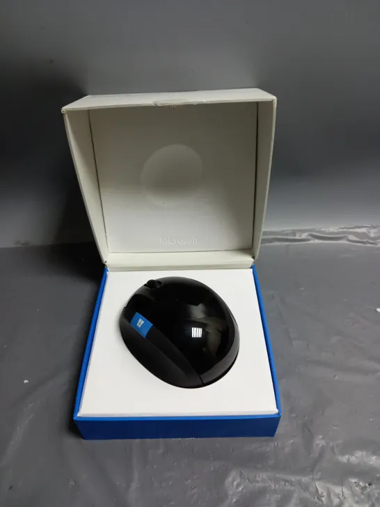 BOXED MICROSOFT SCULPT ERGONOMIC WIRELESS MOUSE