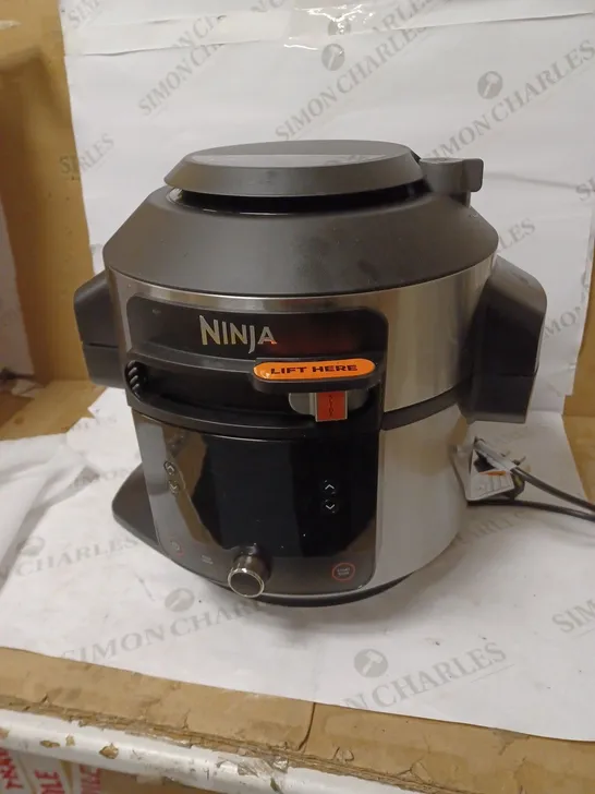 NINJA FOODI SMARTLID MULTI-COOKER