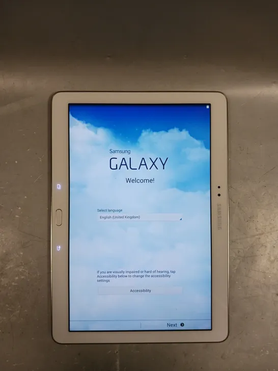 SAMSUNG GALAXY SM-T520 ANDROID TABLET 