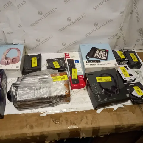 LOT OF APPROX 10 ASSORTED ITEMS TO INCLUDE JUICE DISACO MICROPHONE, WIRELESS HEADPHONES, TV REMOTE ETC