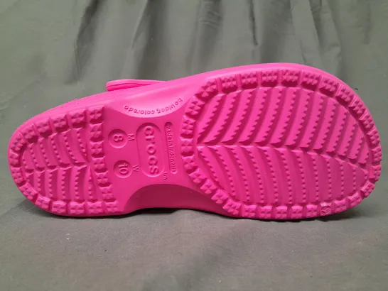 PAIR OF CROCS BAYA CLOGS IN PINK UK SIZE M7/W8