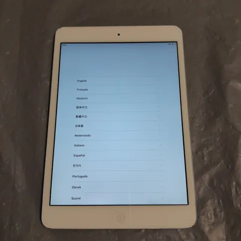 UNBOXED APPLE IPAD MINI IN WHITE - A1432