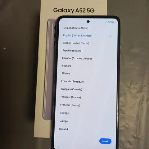 BOXED SAMSUNG GALAXY A52 5G IN LILAC