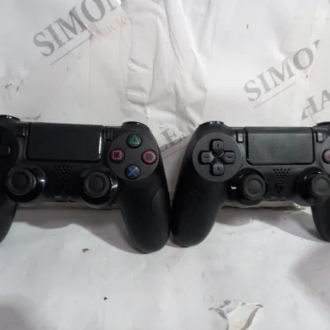 SET OF 2 UNBRANDED GAMING CONTROLLERS 