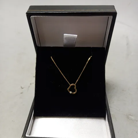 BOXED 750 FINE GOLD HEART NECKLACE