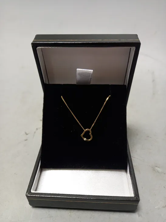 BOXED 750 FINE GOLD HEART NECKLACE