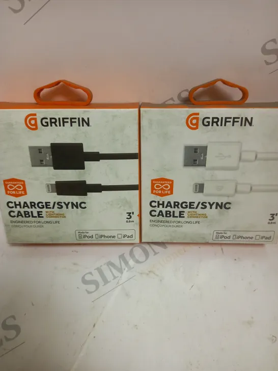 APPROXIMATELY 10 BOXED GRIFFIN LIGHTNING TO USB CHARGING CABLES IN BLACK & WHITE - 0.9