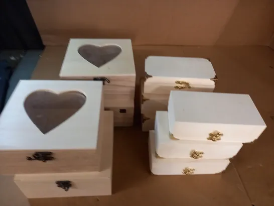 LOT OF 16 ASSORTED WOODEN BOXES - 6X HEART / 10X SMALL