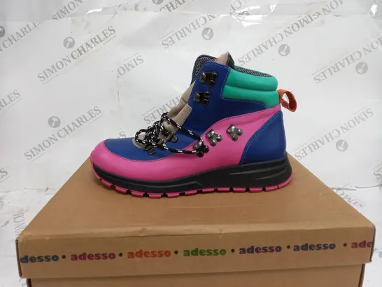 BOXED ADESSO RAINE WATERPROOF BOOTS, COLOURFUL - SIZE 7