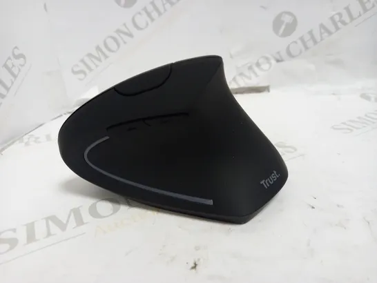 TRUST VERTO WIRELESS ERGONOMIC MOUSE