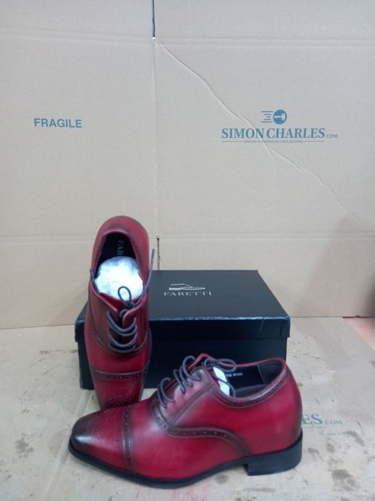 BOXED PAIR OF FARETTI RED/BLACK SHOES SIZE 39