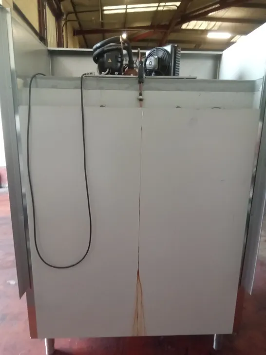 COMMERCIAL DOUBLE DOOR FRIDGE 