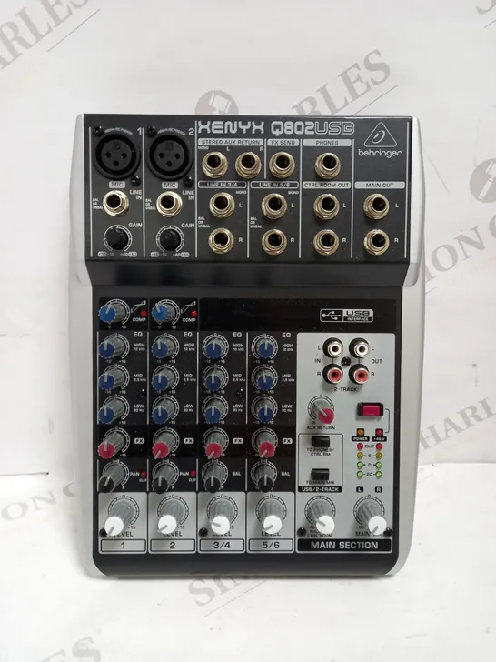 BEHRINGER XENYX Q802USB PREMIUM 8 INPUT 2 BUS MIXER