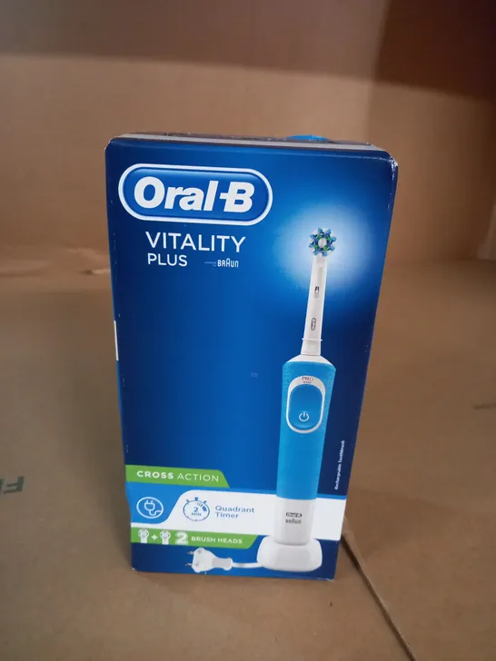 BOXED ORAL-B VITALITY PLUS CROSS ACTION TOOTHBRUSH