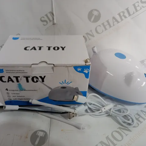 BOXED CAT TOY IN MOUSE DESIGN