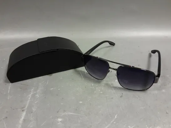 PRADA BLACK FRAMED LOGO SUNGLASSES 