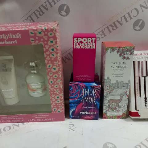 BOX OF APPROXIMATELY 15 ASSORTED FRAGRANCES TO INCLUDE AMOR AMOR CACHAREL, WOODS OF WINDSOR, JIS SANDER SPORT ETC