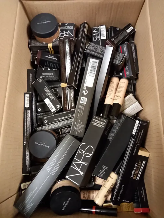 BOX OF APPROXIMATELY 50 ASSORTED MAKE-UP PRODUCTS TO INCLUDE NARS FOUNDATION, BARE MINERALS MATTE FOUNDATION, BARE MINERALS LIP LINER ETC 