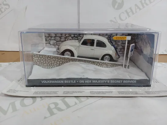 BOXED JAMES BOND 007 COLLECTABLE CAR